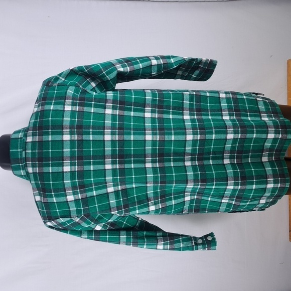 Bridge Gate Women's green & white plaid flannel nightwear button-up shirt - Picture 4 of 6